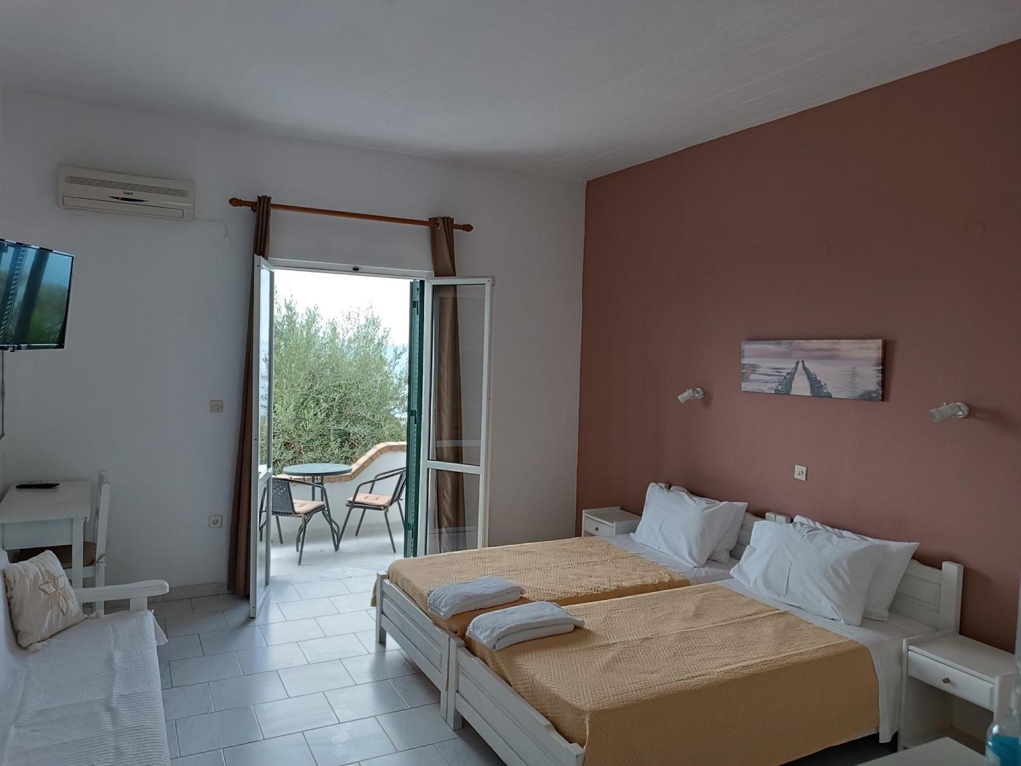 Nikos - Eleni Apartamento Barbati Exterior foto